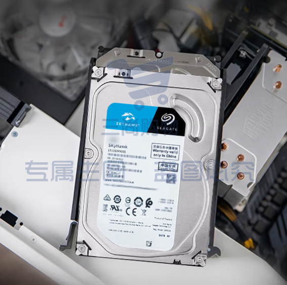  希捷酷鹰2T硬盘